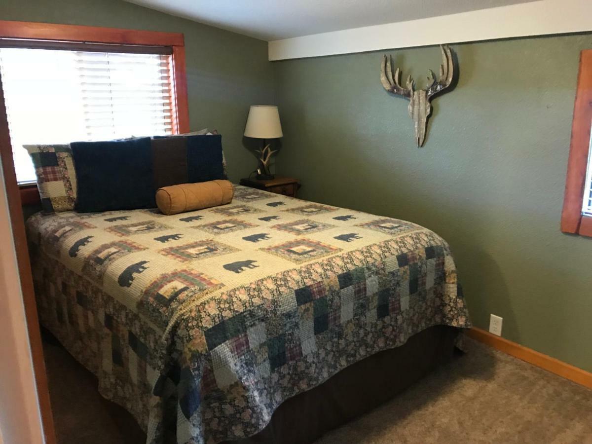 Gonzales Cozy Little Bear Cabin Рюидозо Екстериор снимка