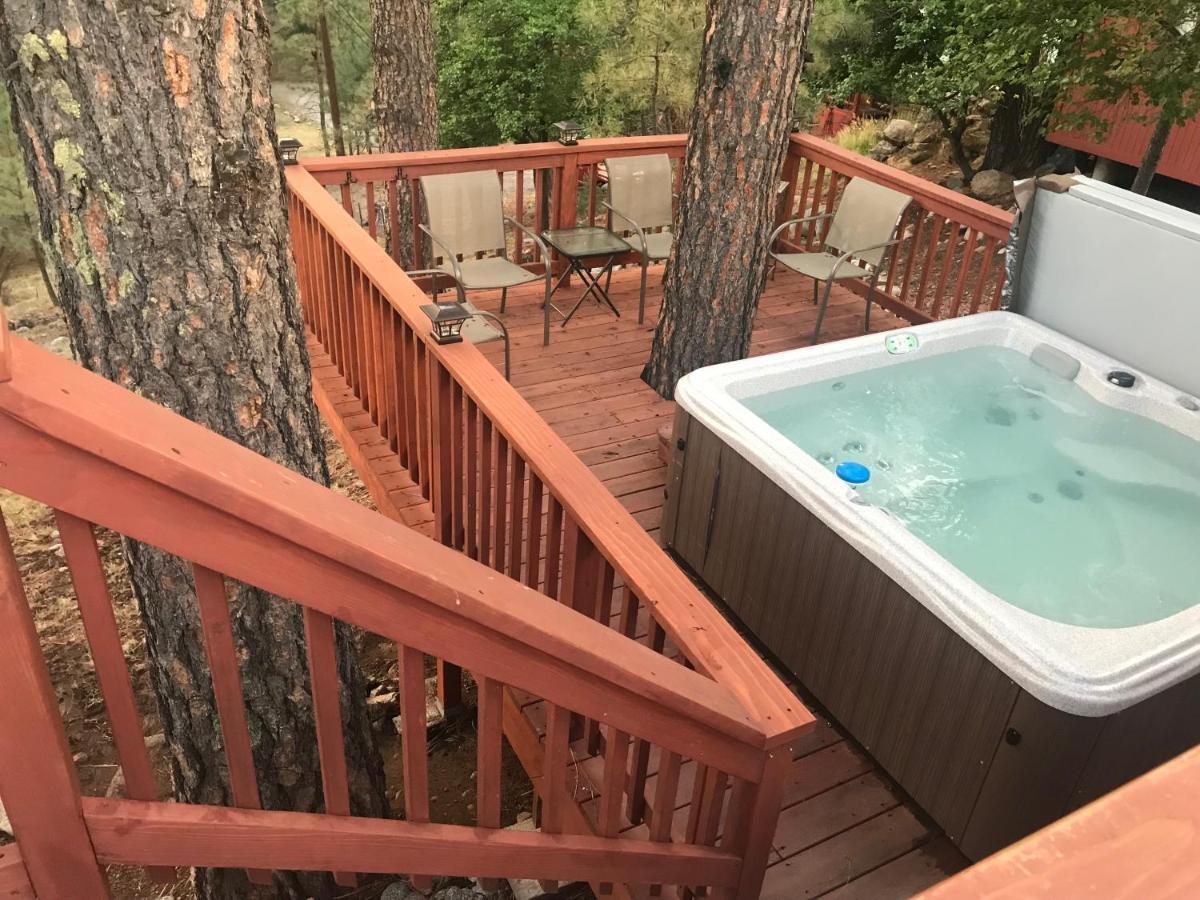 Gonzales Cozy Little Bear Cabin Рюидозо Екстериор снимка